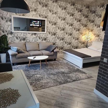 קריבוי רוג Просторі Lux Апартаменти На Центральному Проспекті, Великий Smart Tv,Преміум-Підписки Youtube Та Онлайн-Кінотеатрів , Кавомашина, Відкритий Балкон, Звітні Документи מראה חיצוני תמונה
