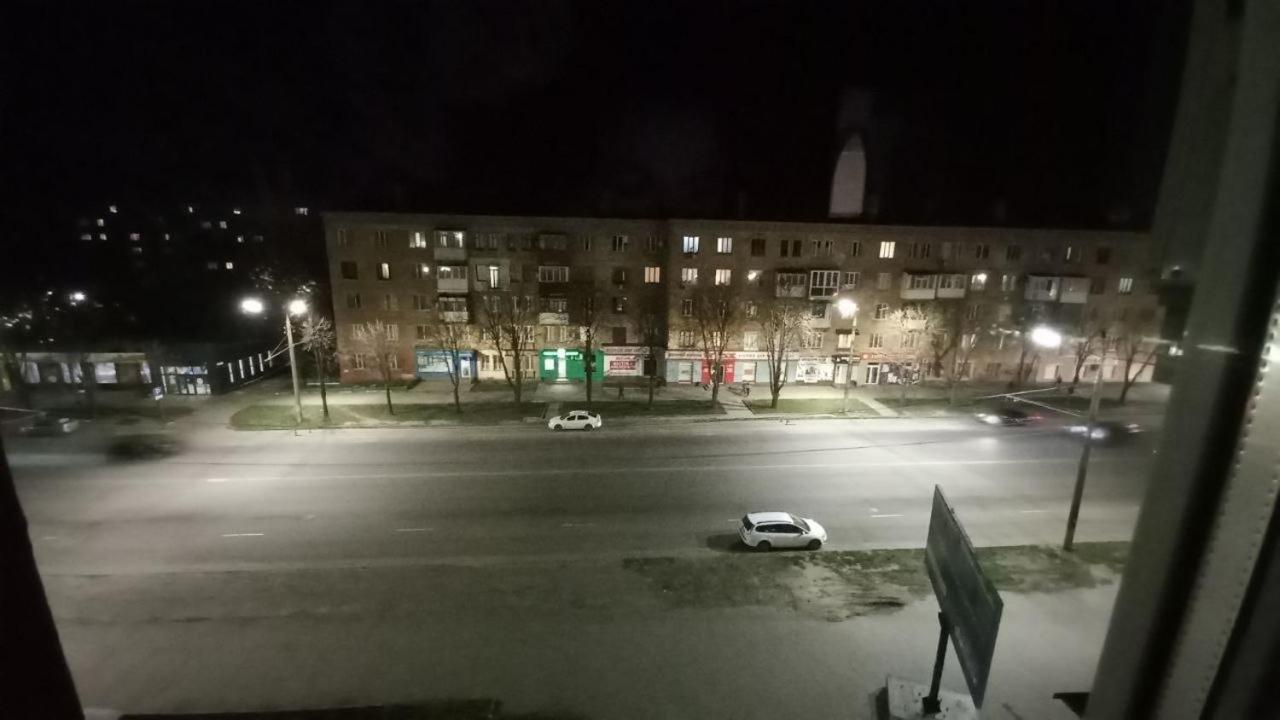 קריבוי רוג Просторі Lux Апартаменти На Центральному Проспекті, Великий Smart Tv,Преміум-Підписки Youtube Та Онлайн-Кінотеатрів , Кавомашина, Відкритий Балкон, Звітні Документи מראה חיצוני תמונה